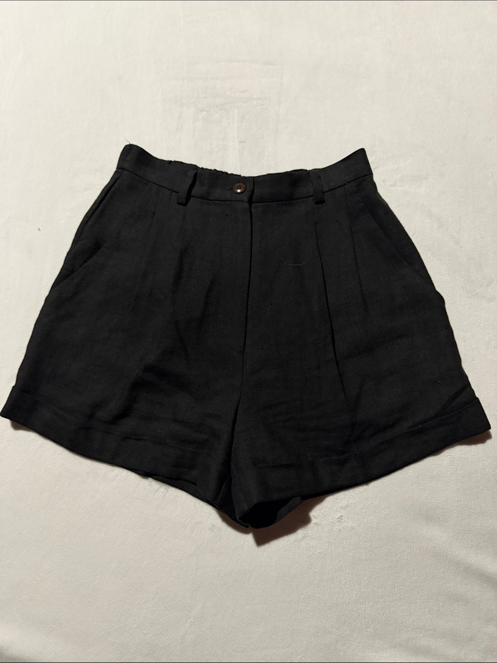 Samantha pleet Women's silk and cotton High-Rise Black Pleated Shorts